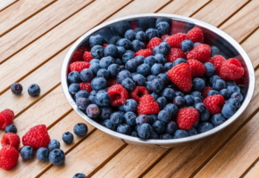 keto fruits berries